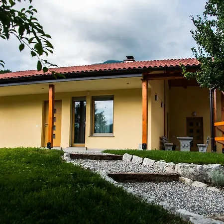 Apartma Fani-kobarid * Podbela