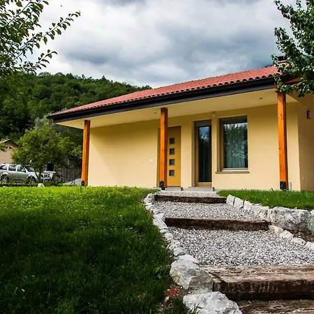 Apartma Fani-kobarid 아파트 *